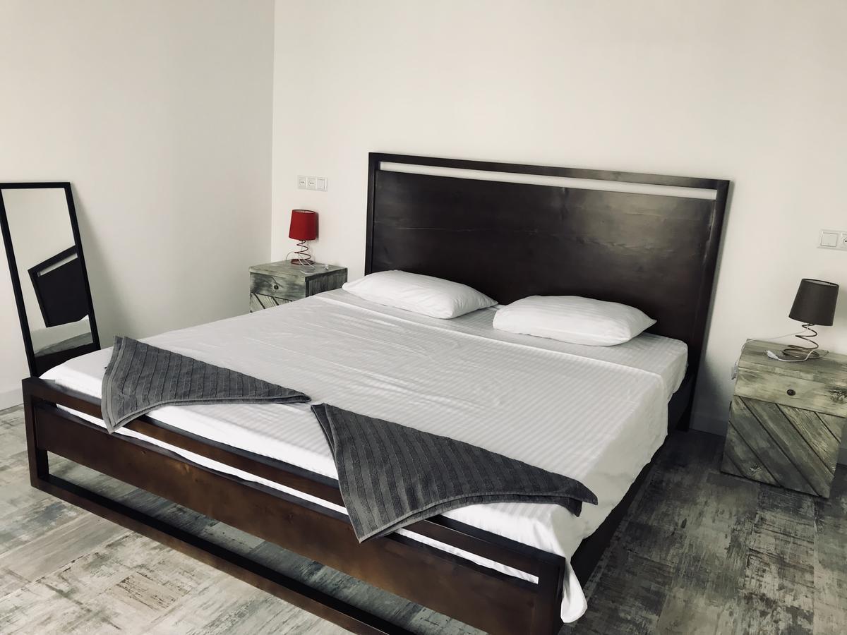 City Center Apartments By Happy Place 第比利斯 外观 照片