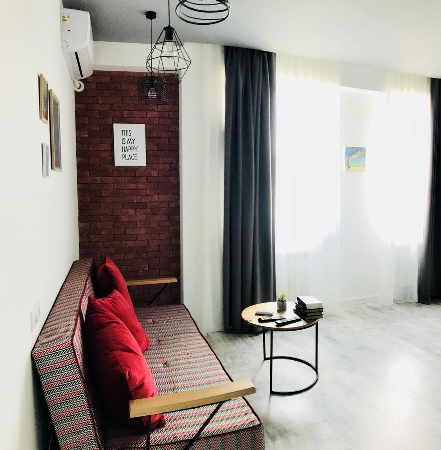 City Center Apartments By Happy Place 第比利斯 外观 照片