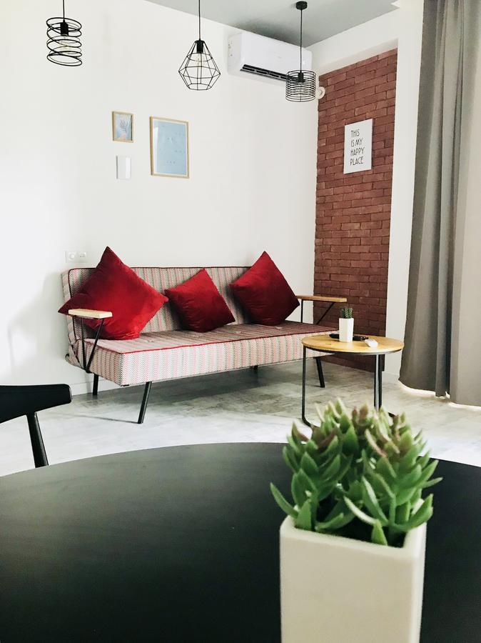 City Center Apartments By Happy Place 第比利斯 外观 照片