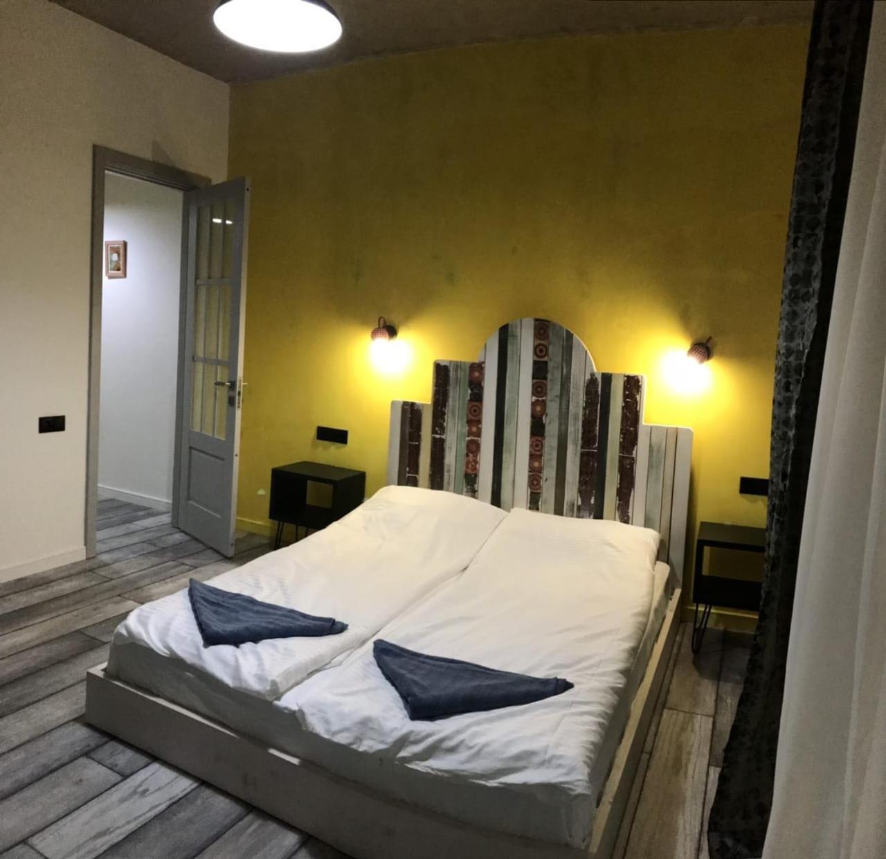 City Center Apartments By Happy Place 第比利斯 外观 照片